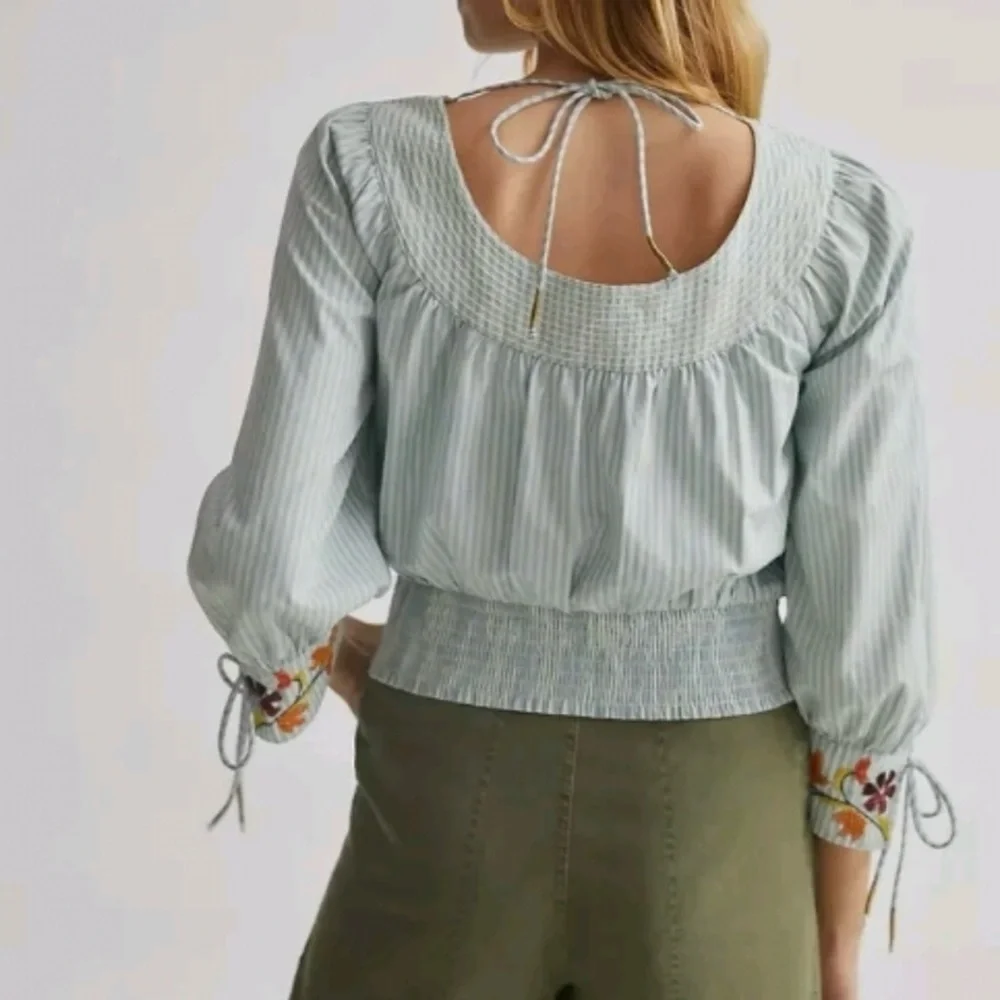 Anthropologie Beaded Puff-Sleeved Blouse Size Small‎